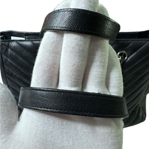 YSL Chevron Zippered Tote - Picture 5 of 16